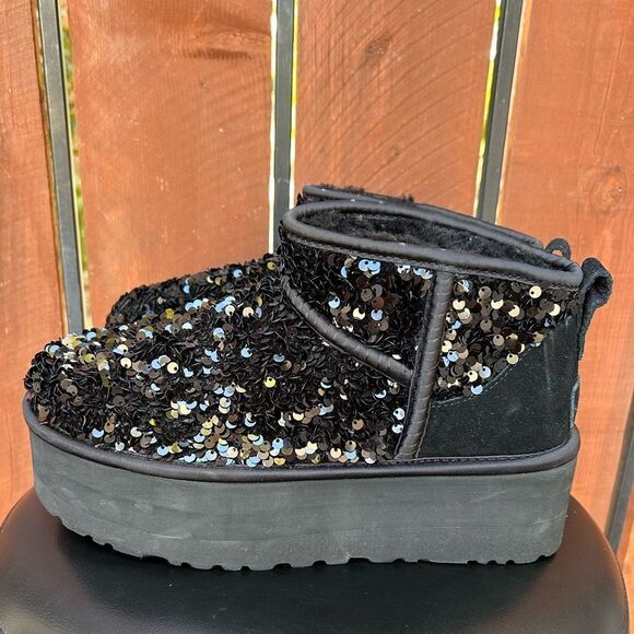 Ugg Ultra Mini Chunky Sequin platform boots black sequins size 8US ✨ - Picture 5 of 9